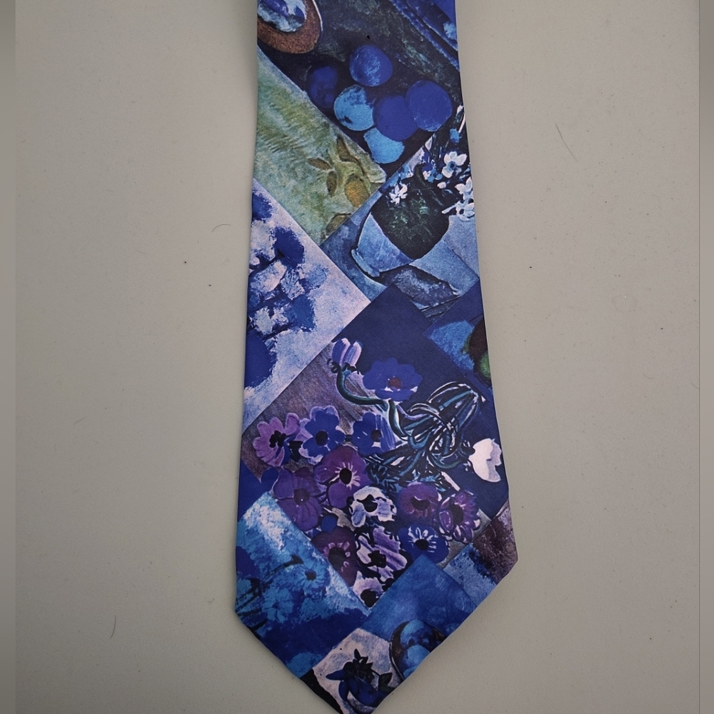 Vintage Artistic Blue Floral Men's Tie